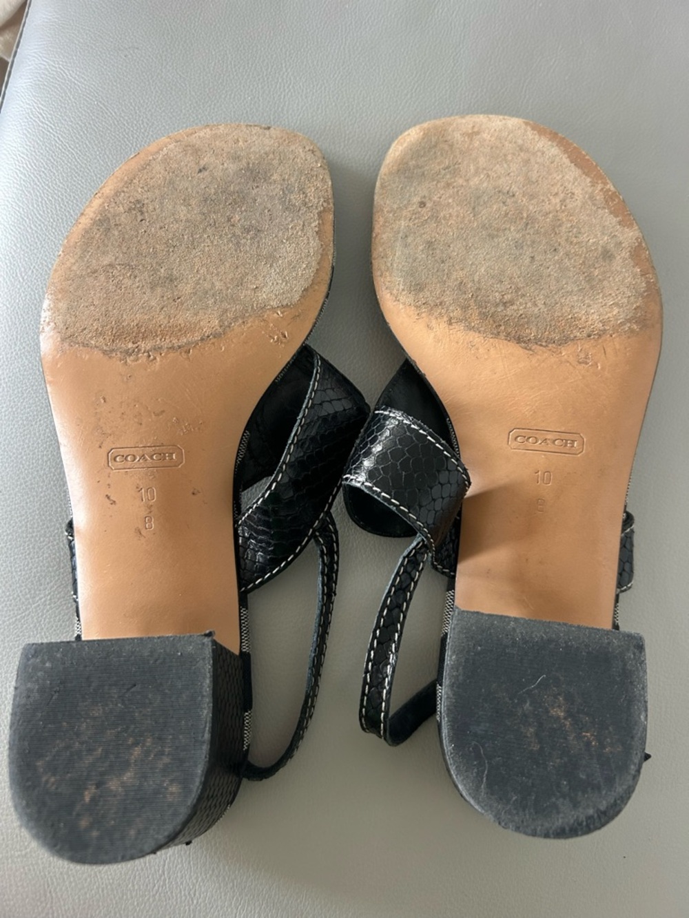 Coach Black Signature Canvas Thong Sandals with Gold Turnlock Accent - Picture 2 of 3